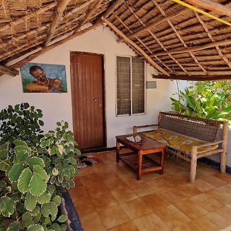 Caveman Lodge Kizimkazi Ngoại thất bức ảnh